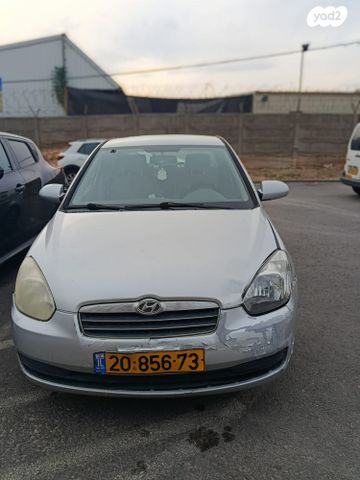 יונדאי אקסנט i25