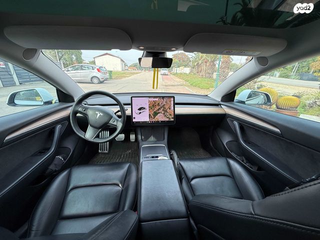 טסלה מודל 3