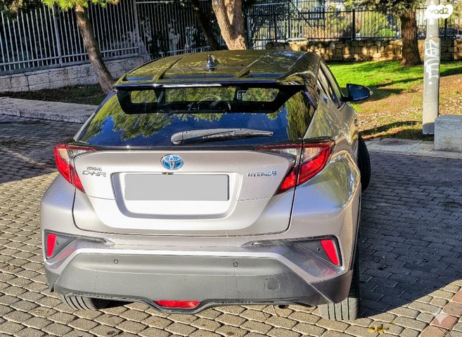 טויוטה C-HR