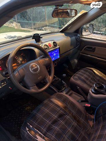 איסוזו די-מקס