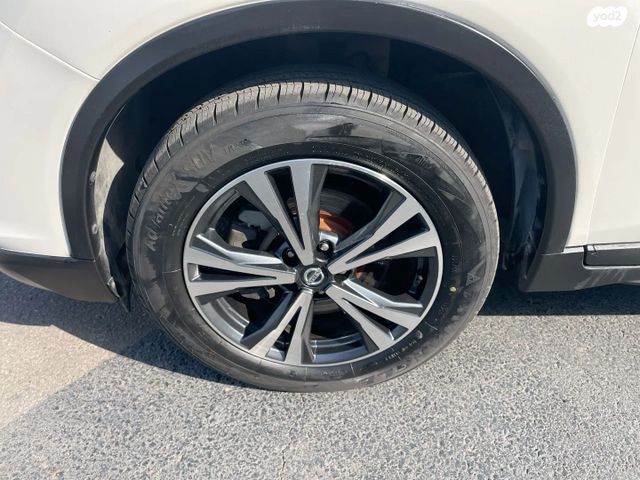 ניסאן אקס טרייל