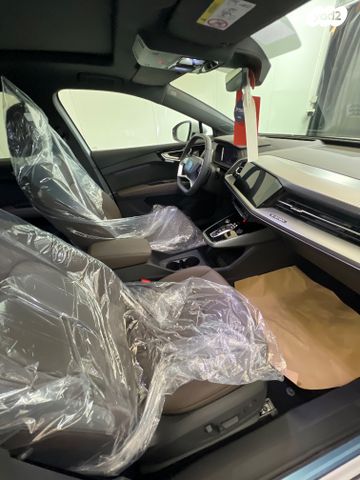 אאודי Q4 e-tron