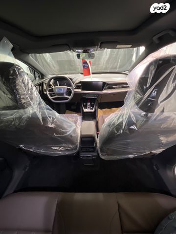 אאודי Q4 e-tron