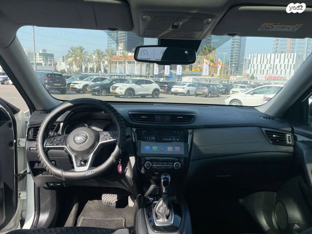 ניסאן אקס טרייל