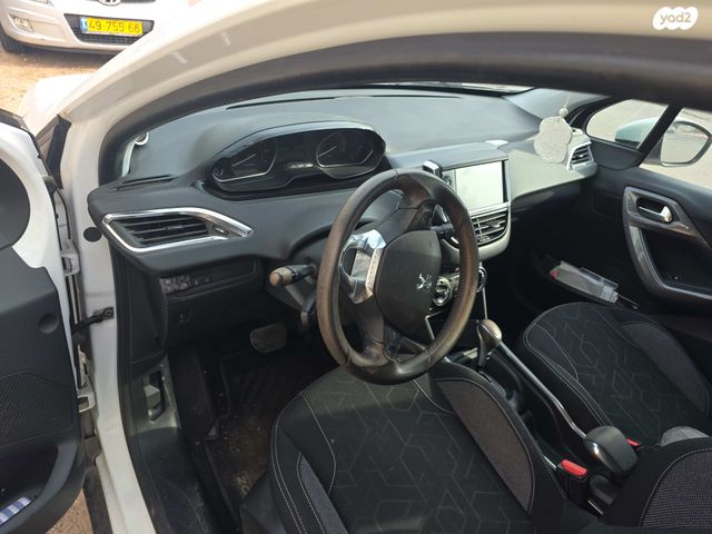 מודעת רכב פיג'ו 2008