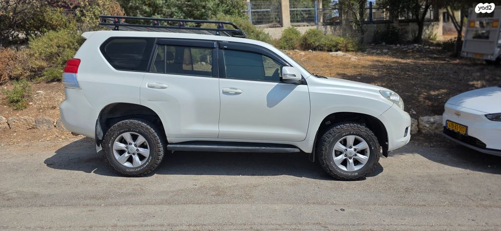 טויוטה לנד קרוזר