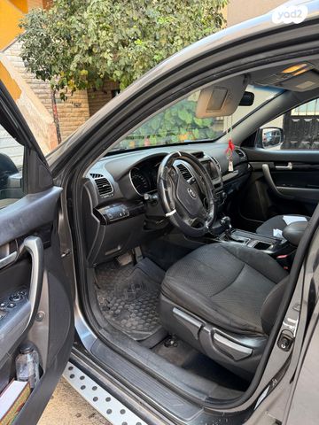 מודעת רכב קיה סורנטו