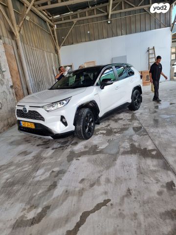 מודעת רכב טויוטה RAV4