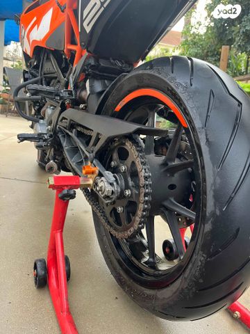 KTM Duke