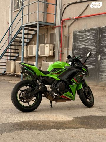 קאוואסאקי נינג'ה 650