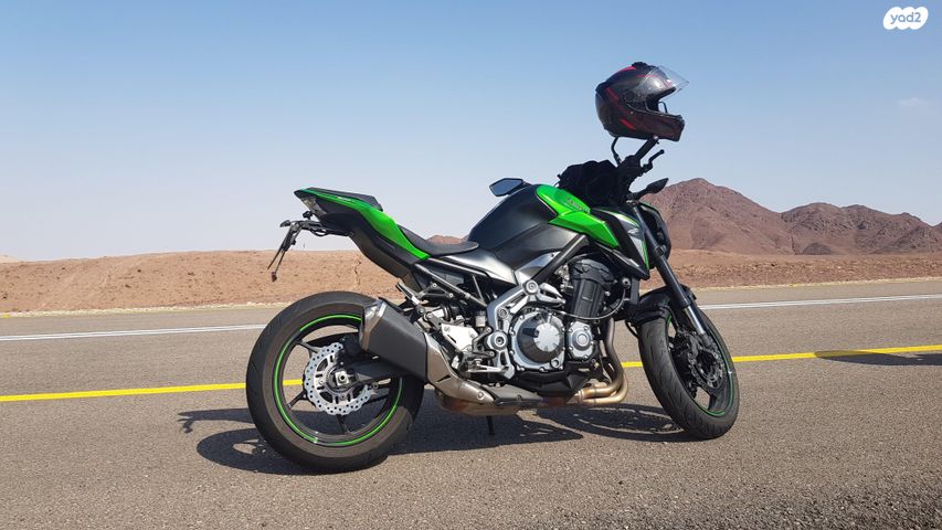 קאוואסאקי Z900