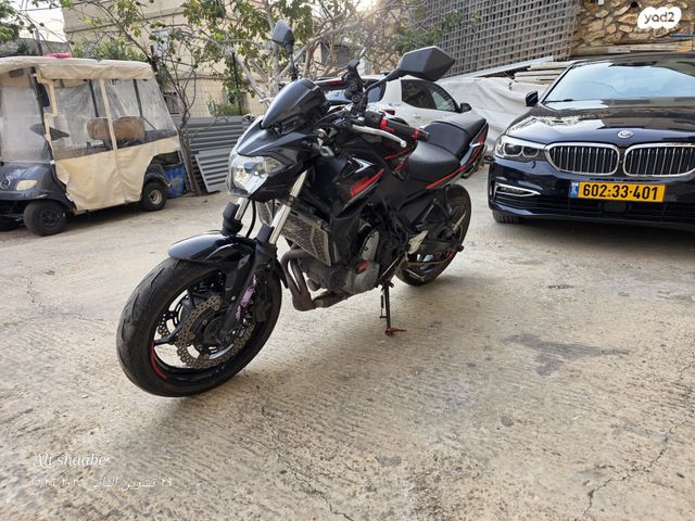 קאוואסאקי Z650