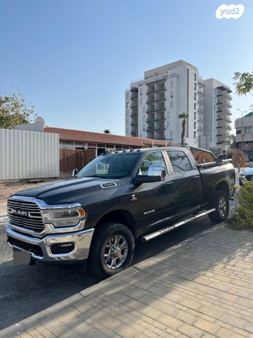 מודעת רכב דודג'