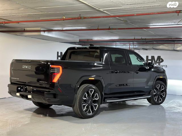 ג'י.אם.סי סיירה EV  