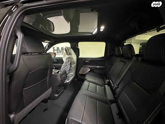 ג'י.אם.סי סיירה EV  