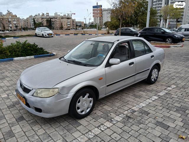 מודעת רכב מאזדה 323