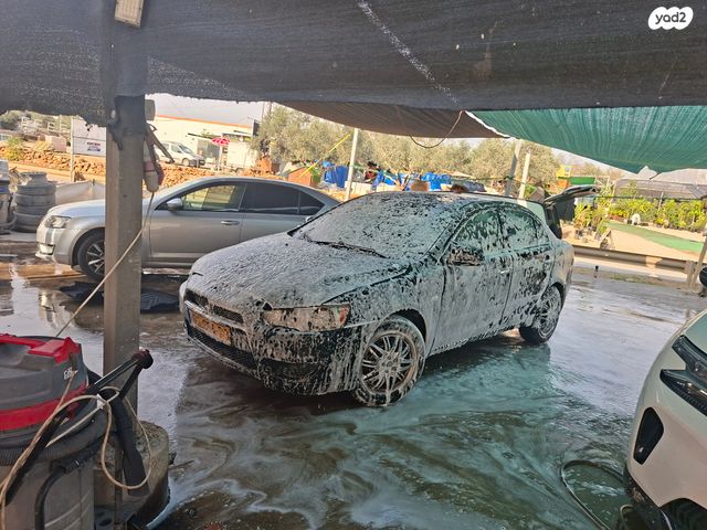 מיצובישי לנסר