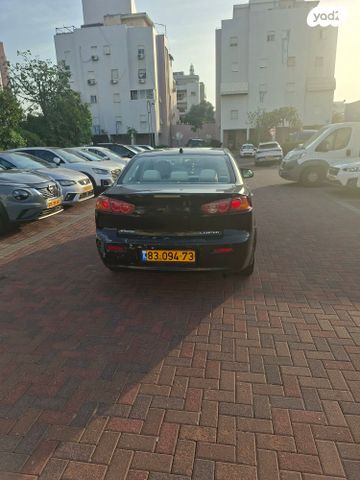 מיצובישי לנסר