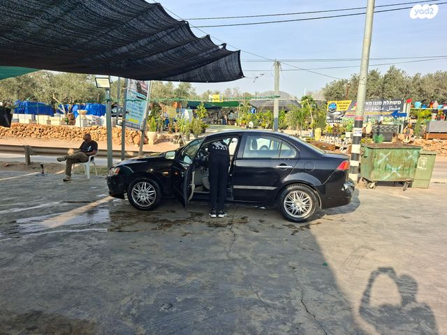 מיצובישי לנסר