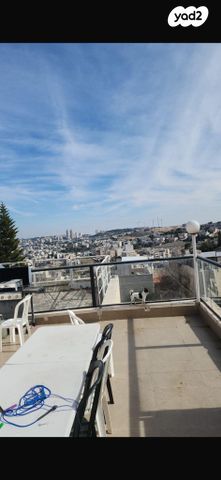 גבעת קנדה 15