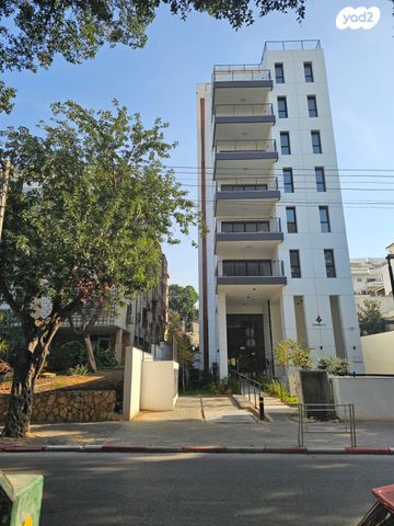 לוין אפשטיין 37