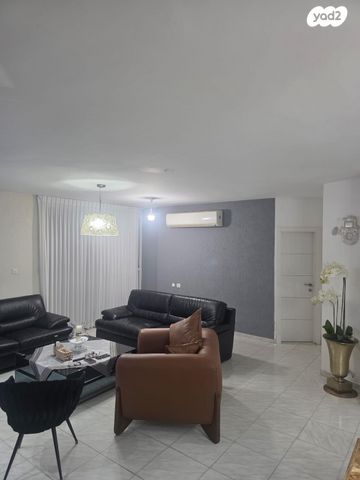 גג/ פנטהאוז, מחניים 4, הסיטי, אשקלון