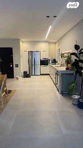 עמיאל רוז'נסקי 1