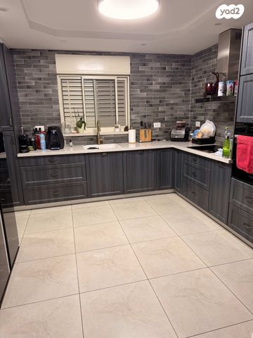 דירת גן, גפנוביץ 5, בית אליעזר, חדרה