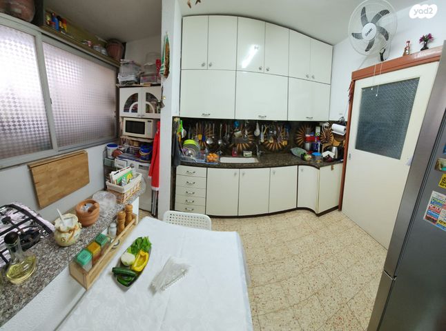 דירה, המורד 10, דרומית, נצרת עילית / נוף הגליל