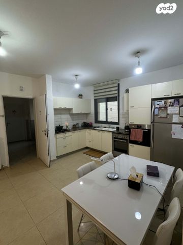 דירה, אהרון כהן 5, חומת שמואל, הר חומה, ירושלים