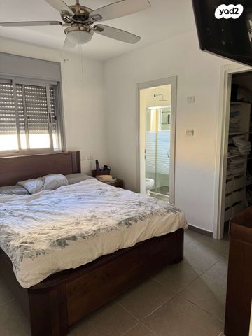 משה קהירי 11