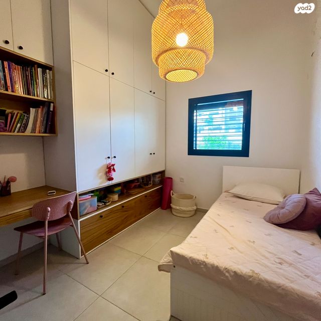 דירת גן, יוסי בנאי 75, פסגות אפק, ראש העין