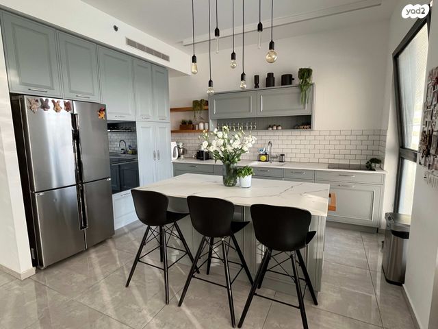 דירה, האלוף דוד מימון 9, קרית הלאום, ראשון לציון