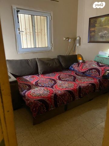 דירת גן, החצב 14, בני עי''ש, בני עי"ש