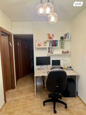 דירה, צפניה הנביא 1, רובע י', אשדוד