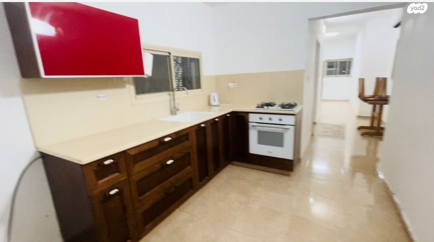 מנחם בן יהודה 14