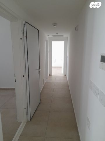 דירה, רפאל איתן 16, נאות שמיר, רמלה