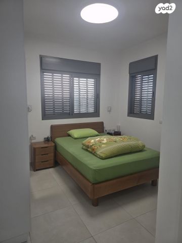 דירה, לוי אשכול 20, מרכז דרום, רעננה