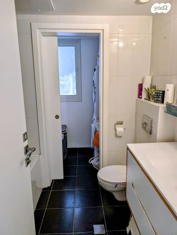 דירה, אוסטרובסקי 17, כפר סבא הירוקה, כפר סבא