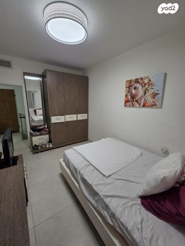 דירת גן, לח"י 42, הפרפר, קרית ביאליק