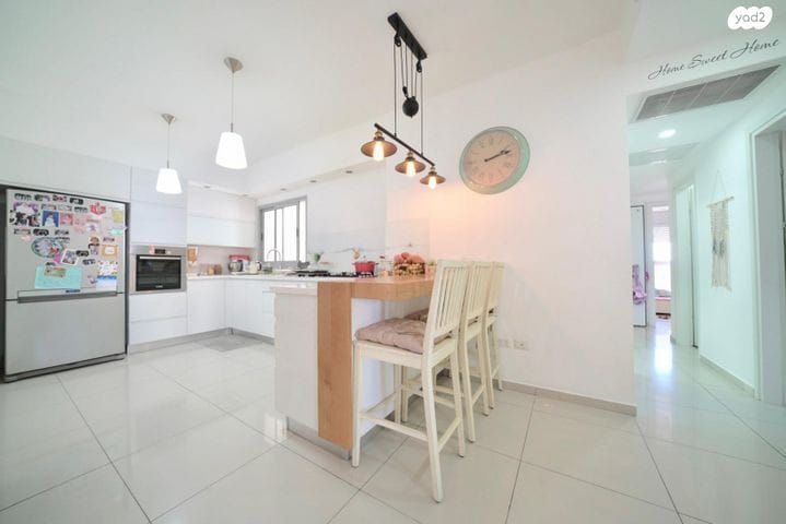 דירה, הרב יצחק שלינקה 10, נחלת יהודה, ראשון לציון