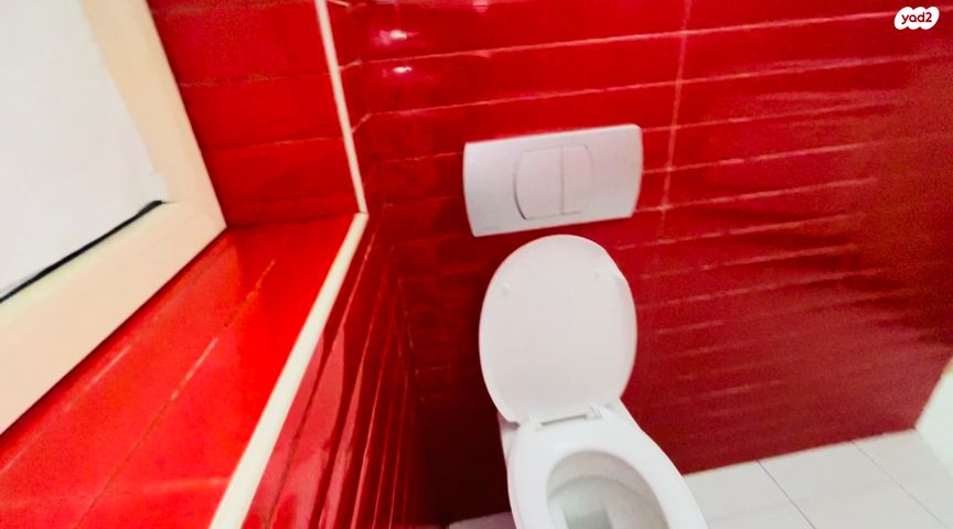 בית פרטי/ קוטג', מנחם בן יהודה 14, שעריים, רחובות