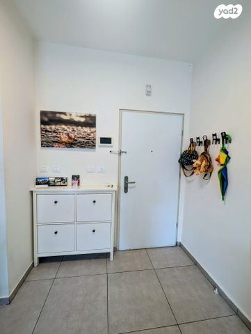 דירה, אוסטרובסקי 17, כפר סבא הירוקה, כפר סבא