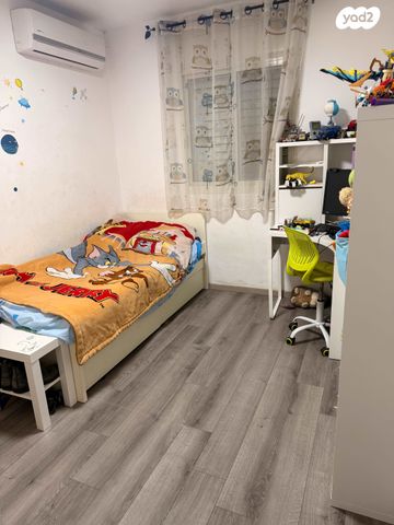 דירת גן, גפנוביץ 5, בית אליעזר, חדרה