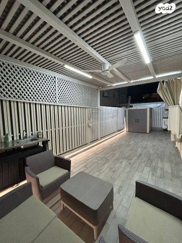 דירה, דוגית 14, קרית מנחם בגין, רמלה