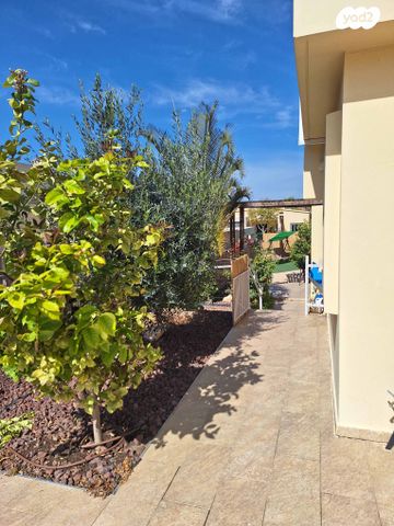 בית פרטי/ קוטג', זית 36, שאר העיר, מיתר / כרמית