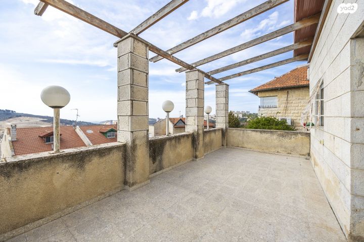 בית פרטי/ קוטג', לבונה 5, קרית יערים, גבעת זאב