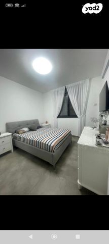 דירה, יצחק שמיר 7, נווה שרון / שער העיר, נתיבות