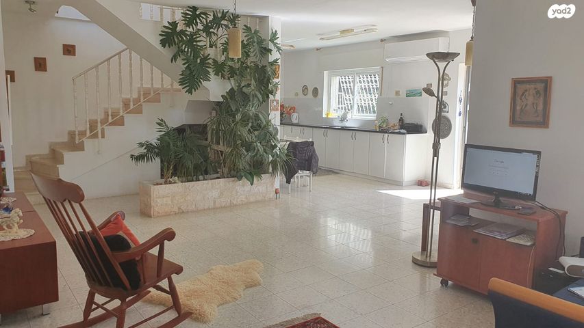 בית פרטי/ קוטג', לבונה 5, קרית יערים, גבעת זאב