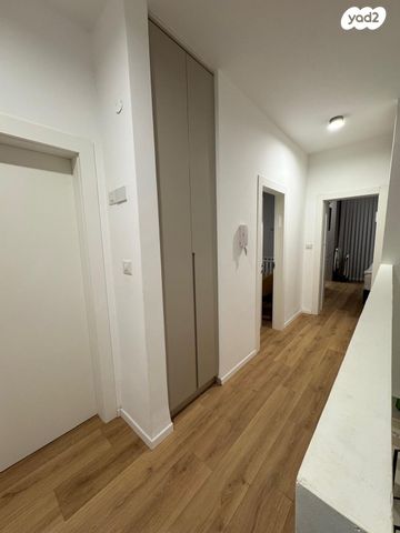 דירת גן, עגור 7, גבעת אלונים, קרית אתא